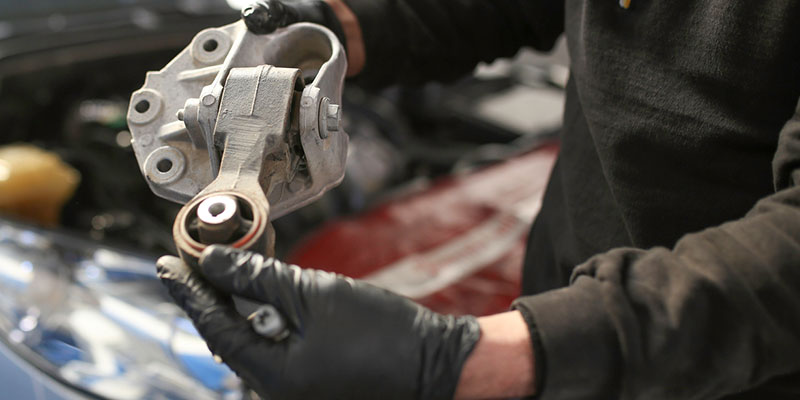 Why You Should Choose Us When You Need an Auto Parts Expert